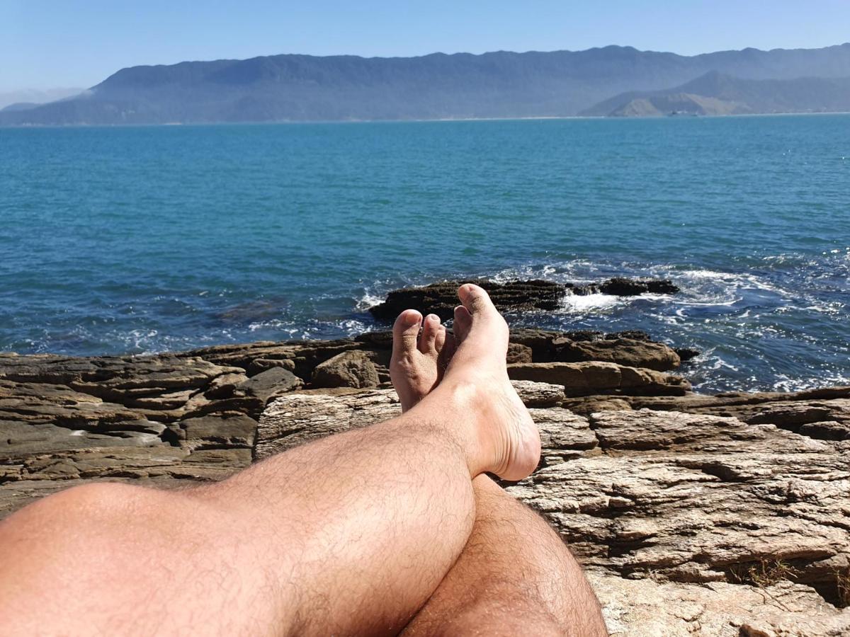 Bangalo Com Vista Para O Mar No Condominio Yacamim Ilhabela Praia Do Curral Luaran gambar